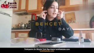Annesinin Vahşi Katılımı YouTube'a 71. Video