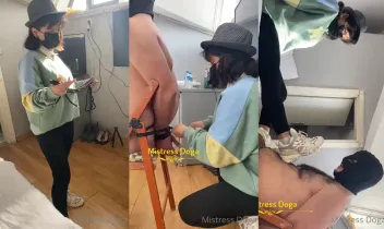 Bu sikidam sevmediği iki seceneğin arasında bırakıyorum