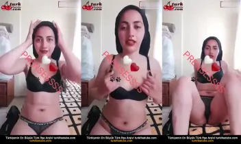 Domalı Prenses, İfşa Türbanlı Donat İç Çamaşırında Yayınladı