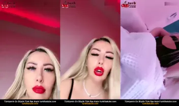 Gösterişli Çekici Kardeşin Canlı Yayınladığı Seks