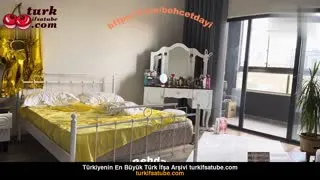 Hertel'in yeni evinde yatak odası temizliği sırasında Fatma'nın itirafı