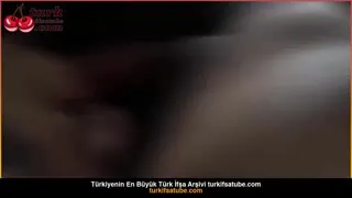 İzmirli Aslı sakso çekerken boşalıyor