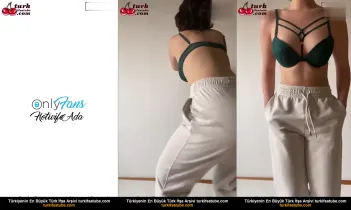 Seksi Sıcak Kardeşin Sadece Arkadan Çıkış!