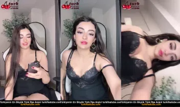 Seksli kız kardeş anal çıplaklı gösteriyor