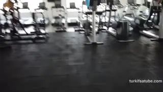 Selda Ateş - Spor salonunda etkili sırt