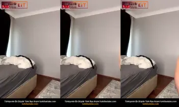 Seksik sakin, yalanlar ve gizemle çıplak kadın
