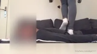 KadınlarServersam Tutan Delikanlılar: Kadınların hayal ettiği gibi, sandıkları kadarıyla asla keşfedemeyecekleri sifonları olan delikanlılar.