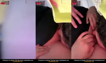 Yalama deniz Milo şişman kız kardeşini yaladı