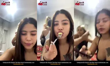 Yıldız Demir Canlı Yayında Arkadaşlarını Anal Seksle Kandırıyor